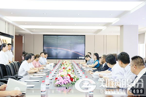 鄭鍋股份熱烈歡迎Google高層領導來訪.jpg
